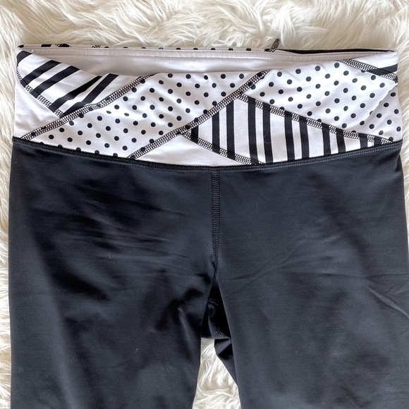 Lululemon Run: Inspire Crop II - Picture 4 of 10